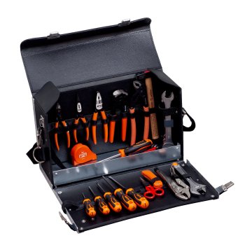 Conjunto de 32 peças num saco de couro
 - 982000320 Conjunto de 32 peças num saco de couro
 - 982000320