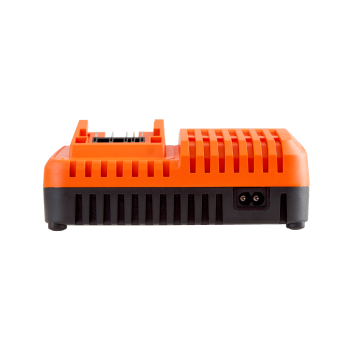 CARREGADOR 18,0V ULTRA RÁPIDO
 - BCL33C2