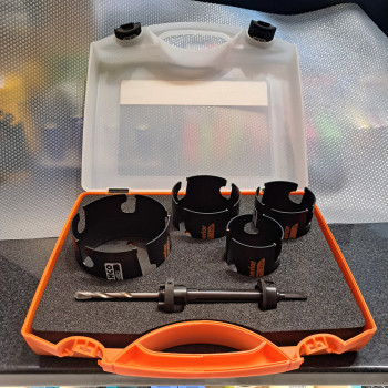 CONJUNTO PROMOCIONAL MC HOLESAW BIG CONJUNTO PROMOCIONAL MC HOLESAW BIG