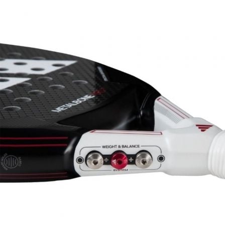 Pala de Pádel Adidas Metalbone HRD+ 2024/ Negra y Blanca (Ale Galan) Pala de Pádel Adidas Metalbone HRD+ 2024/ Negra y Blanca (Ale Galan)