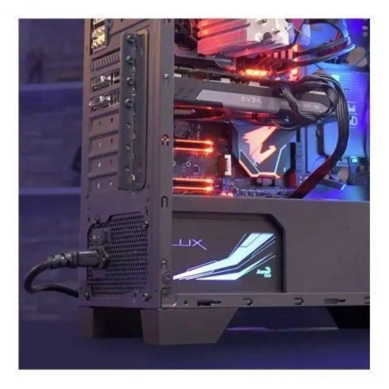 Fuente de Alimentación Aerocool LUX RGB 550M/ 550W/ Ventilador 12cm/ 80 Plus Bronze Fuente de Alimentación Aerocool LUX RGB 550M/ 550W/ Ventilador 12cm/ 80 Plus Bronze