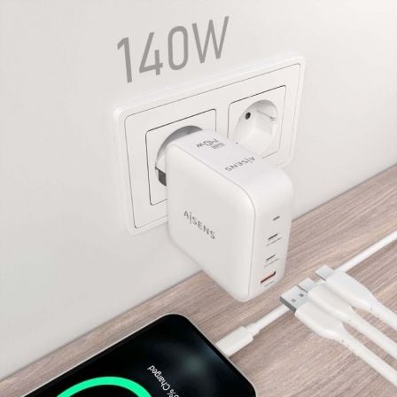 Cargador Gan de Pared Aisens ASCH-140W3P030-W/ 2xUSB Tipo-C/ 1xUSB/ 140W Cargador Gan de Pared Aisens ASCH-140W3P030-W/ 2xUSB Tipo-C/ 1xUSB/ 140W