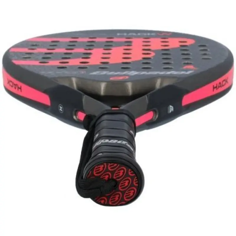 Pala de Pádel Bullpadel Hack W 2019 (Ale Salazar)/ Roja y Negra Pala de Pádel Bullpadel Hack W 2019 (Ale Salazar)/ Roja y Negra