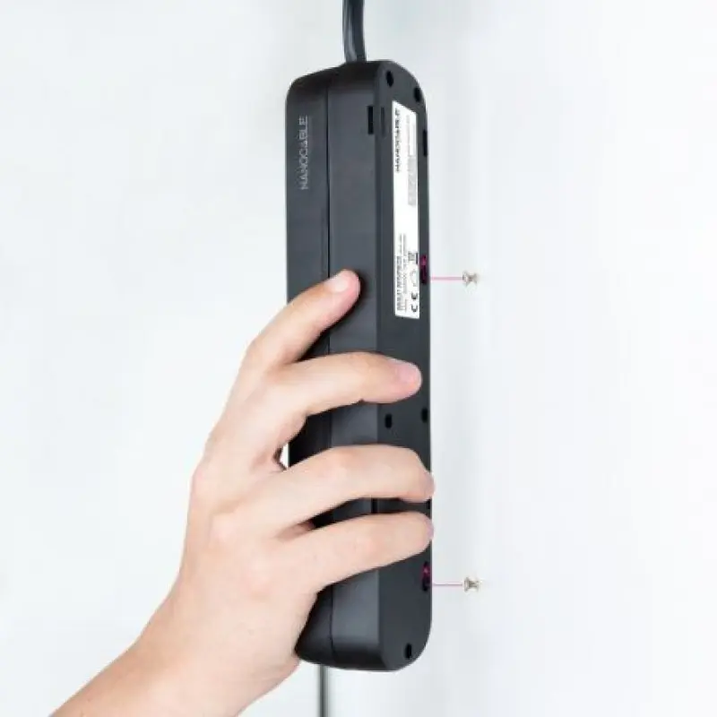 Regleta Nanocable 10.37.0004-NS-BK/ 4 Tomas de Corriente/ Cable 1.4m/ Negra Regleta Nanocable 10.37.0004-NS-BK/ 4 Tomas de Corriente/ Cable 1.4m/ Negra