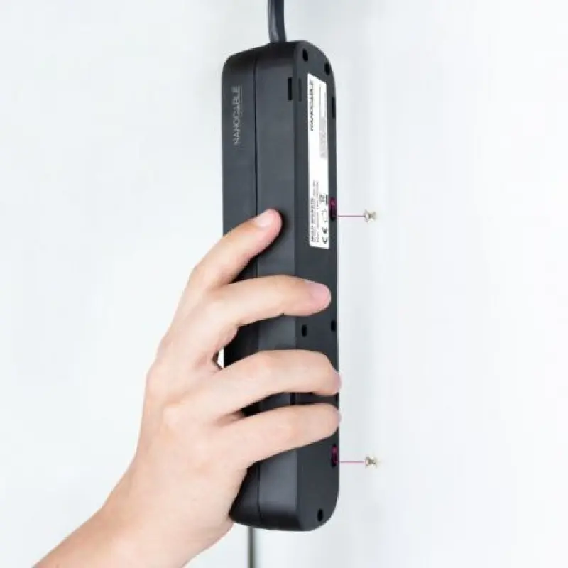 Regleta Nanocable 10.38.0003-NS-BK/ 3 Tomas de Corriente/ Cable 1.4m/ Negra Regleta Nanocable 10.38.0003-NS-BK/ 3 Tomas de Corriente/ Cable 1.4m/ Negra