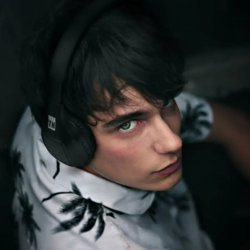 Auriculares Inalámbricos NGS Artica Wrath/ con Micrófono/ Bluetooth/ Negros Auriculares Inalámbricos NGS Artica Wrath/ con Micrófono/ Bluetooth/ Negros