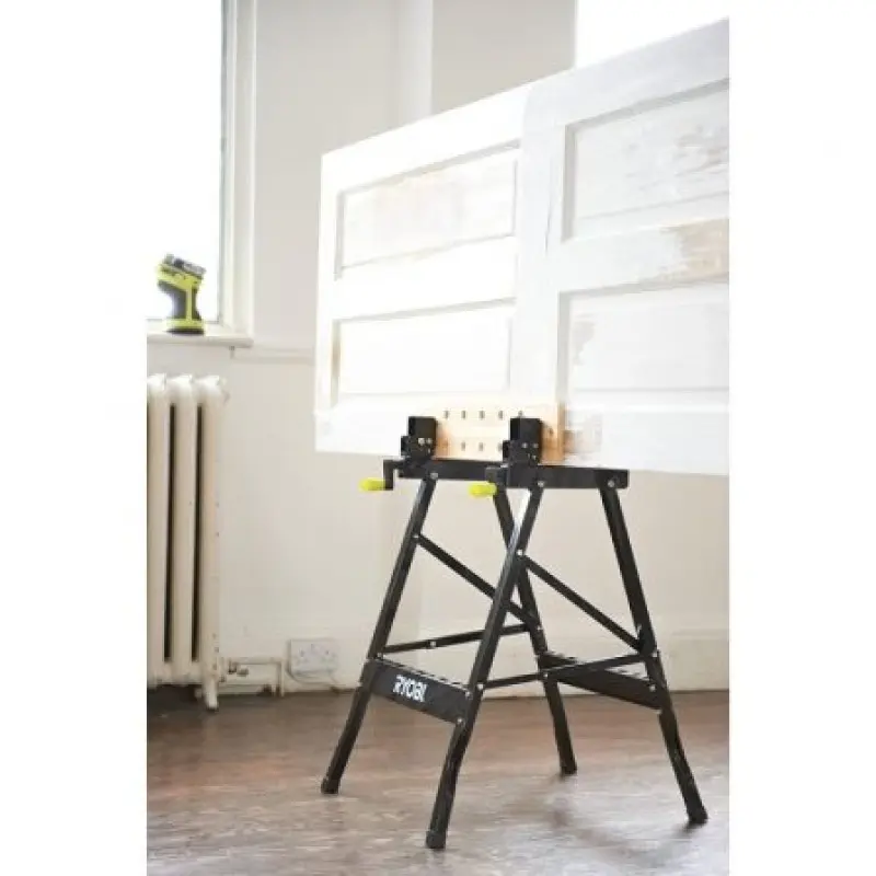 Banco de Trabajo Plegable y Ajustable Ryobi RWB02 Banco de Trabajo Plegable y Ajustable Ryobi RWB02