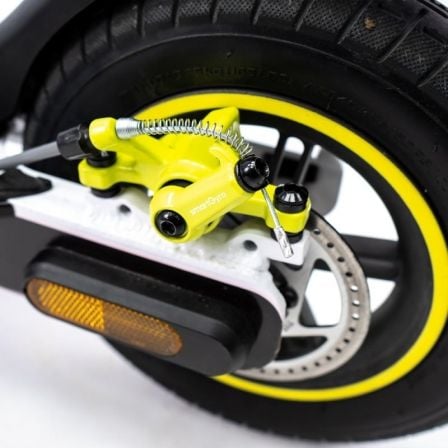 Patinete Eléctrico SmartGyro Z-ONE Certificado/ Motor 400W/ Ruedas 10'/ 25km/h/ Autonomía 30km/ Gris Patinete Eléctrico SmartGyro Z-ONE Certificado/ Motor 400W/ Ruedas 10'/ 25km/h/ Autonomía 30km/ Gris