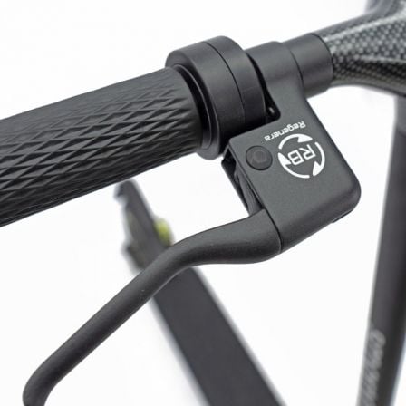 Patinete Eléctrico SmartGyro Z-PRO Certificado/ Motor 600W/ Ruedas 10'/ 25km/h /Autonomía 40km/ Negro Patinete Eléctrico SmartGyro Z-PRO Certificado/ Motor 600W/ Ruedas 10'/ 25km/h /Autonomía 40km/ Negro