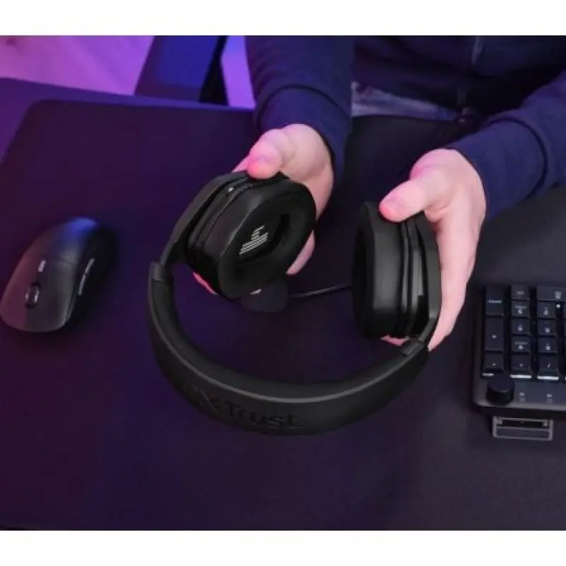 Auriculares Gaming con Micrófono Trust Gaming GXT 492 Carus/ Jack 3.5/ Negros Auriculares Gaming con Micrófono Trust Gaming GXT 492 Carus/ Jack 3.5/ Negros