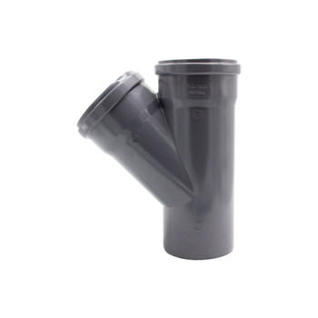 Forquilha simples 45º PVC Politejo 110 mm com anel Forquilha simples 45º PVC Politejo 110 mm com anel